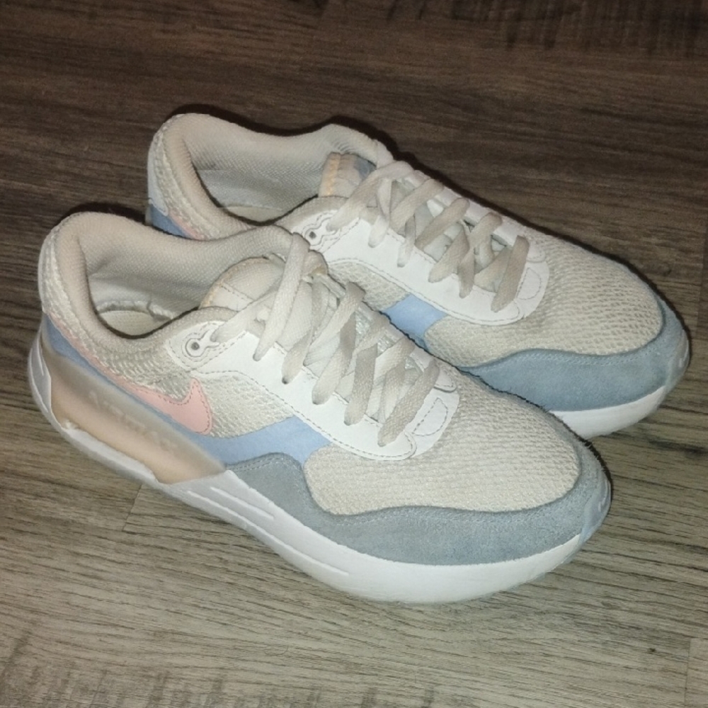 Nike Women's Sneakers in Beige, Blue, and Pink